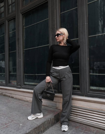 ZARA SIRT DEKOLTELİ BLUZ SİYAH