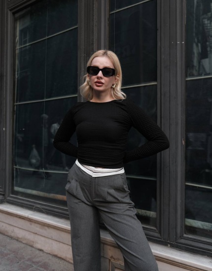 ZARA SIRT DEKOLTELİ BLUZ SİYAH