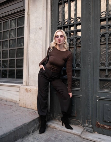 ZARA SIRT DEKOLTELİ BLUZ KAHVE