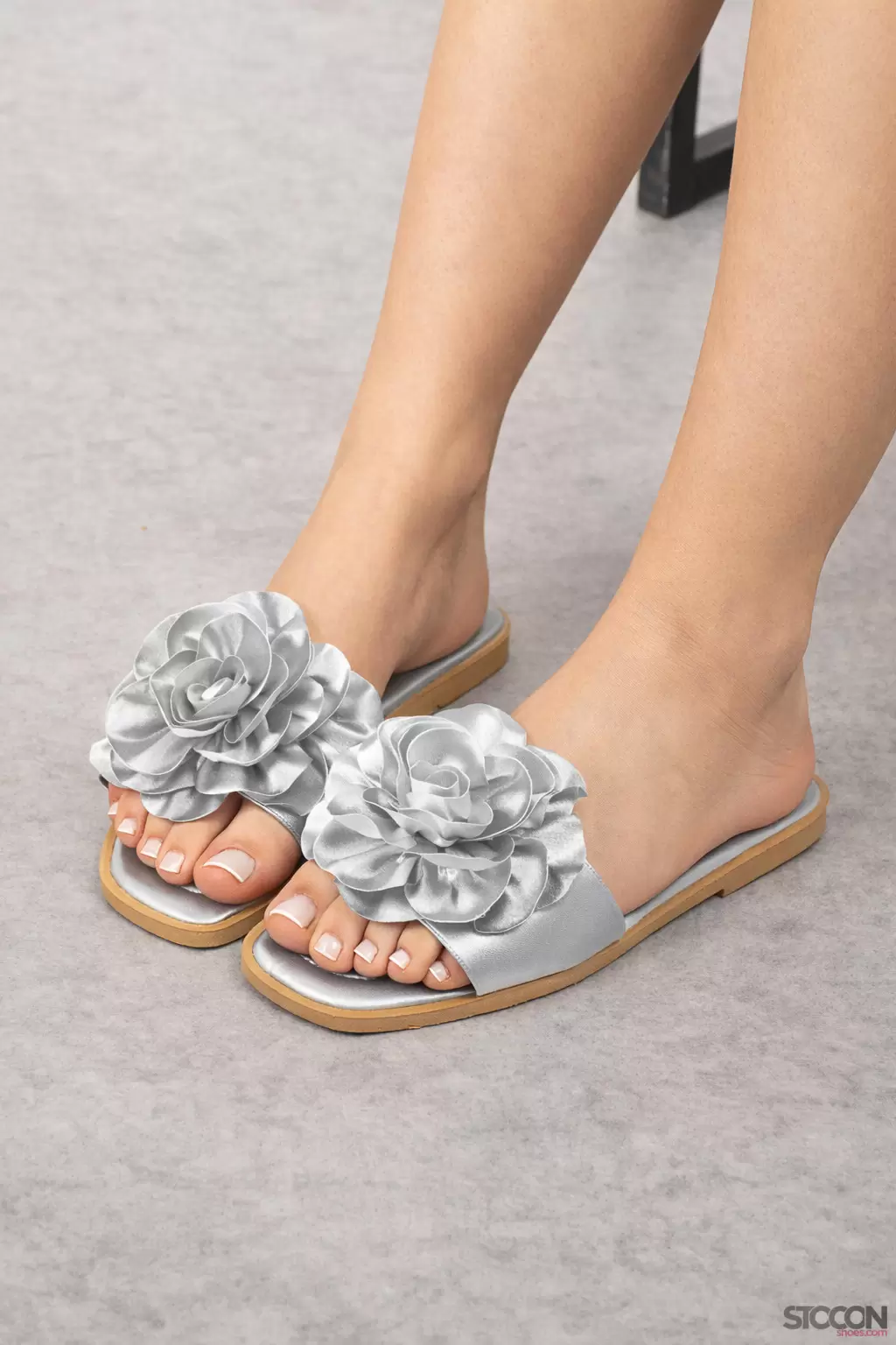 STOCON Güllü Çiçekli Terlik Ev Terliği Çeyizlik Hediyelik Bohçalık Terlik Yeni