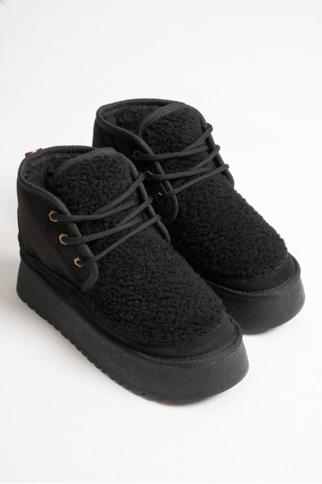 Siyah Kürklü Kadın Kışlık Kalın Tabanlı Bot TR04MK03A