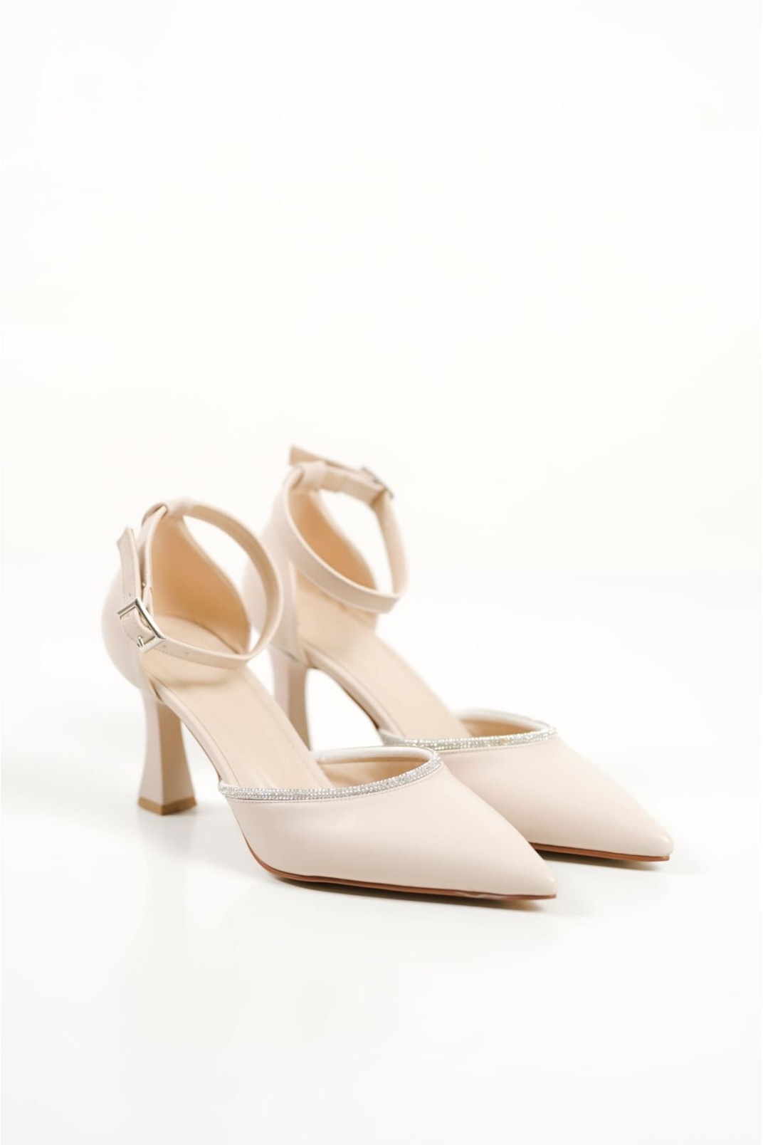 Taşlı Kadın Bej Topuklu Ayakkabı TR12MS02C