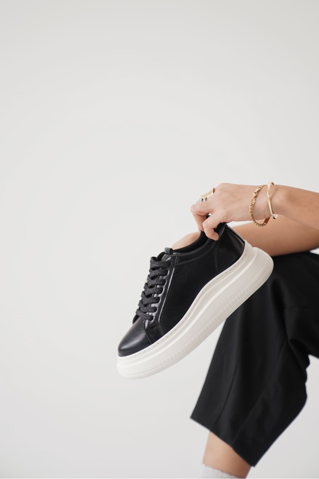 Kadın Siyah Sneaker TR01MS05A