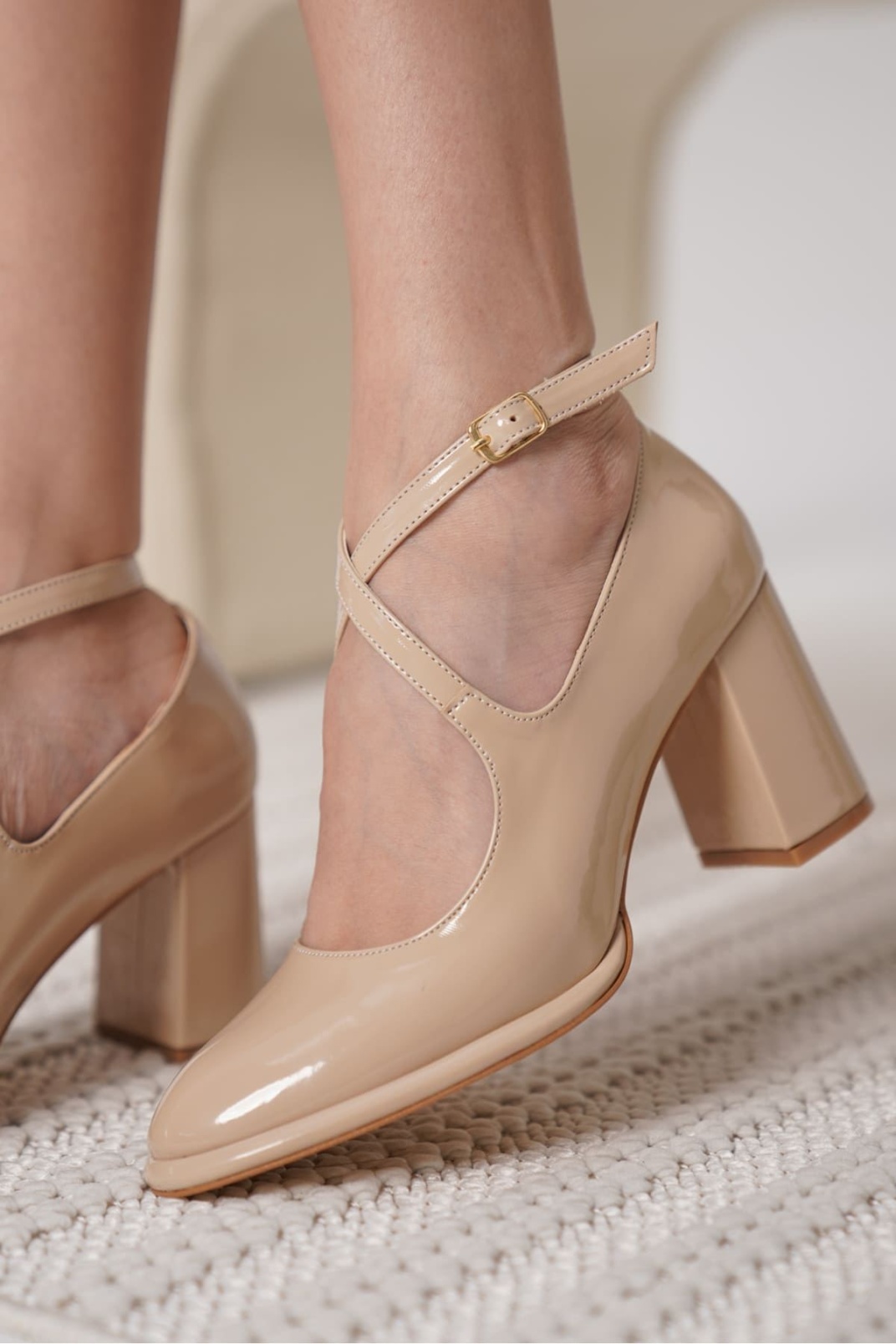 Nude Rugan Kadın Topuklu Ayakkabı TR18MS09B