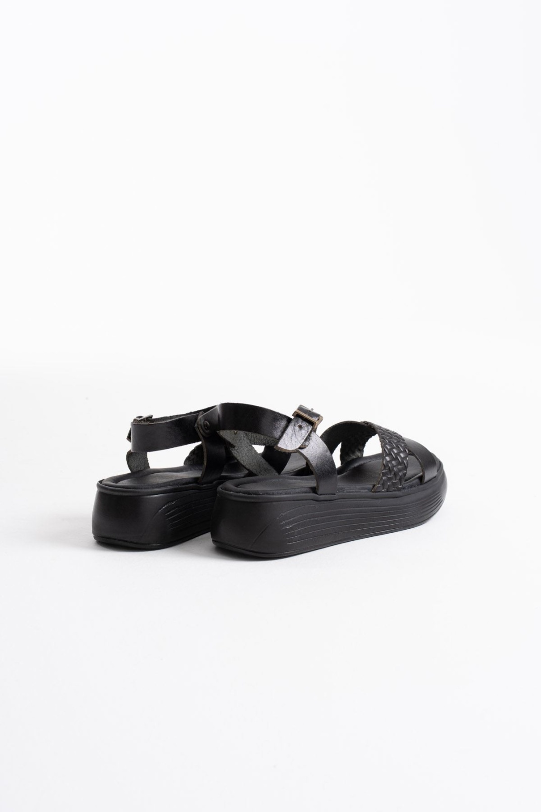 Siyah Hakiki Deri Sandalet TR31MY58A