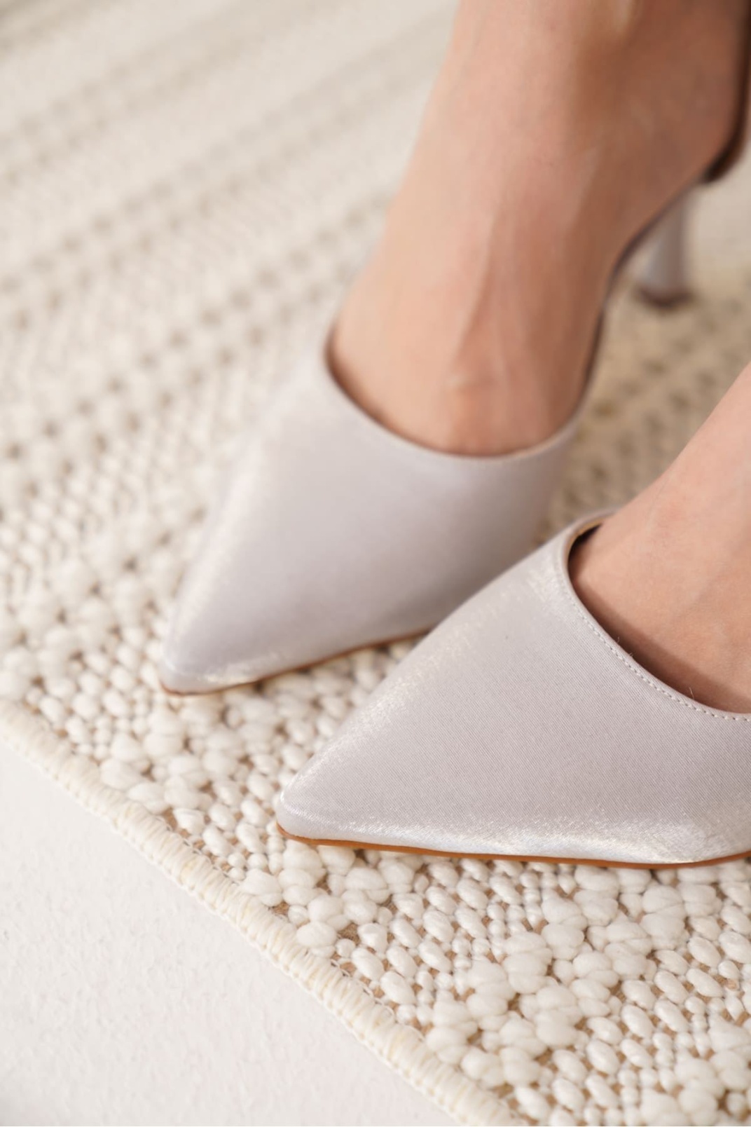 Kadın Gümüş Topuklu Ayakkabı TR08MS45B