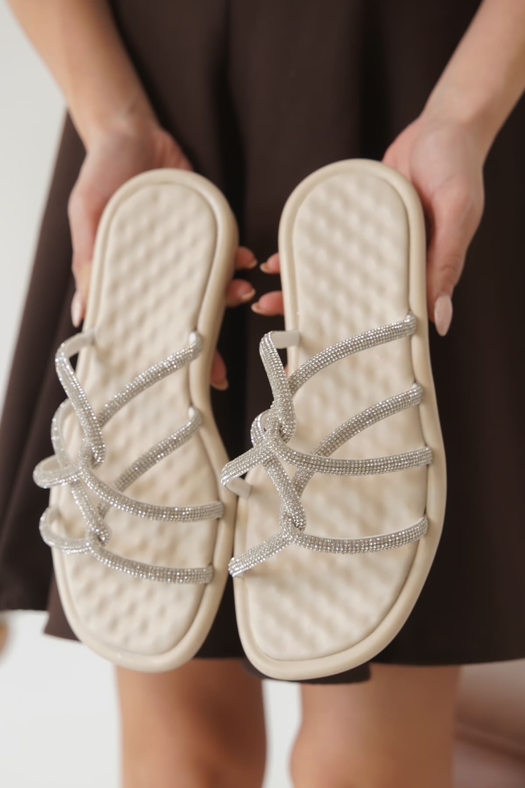 Bej Kadın Taşlı Terlik TR28MY04B