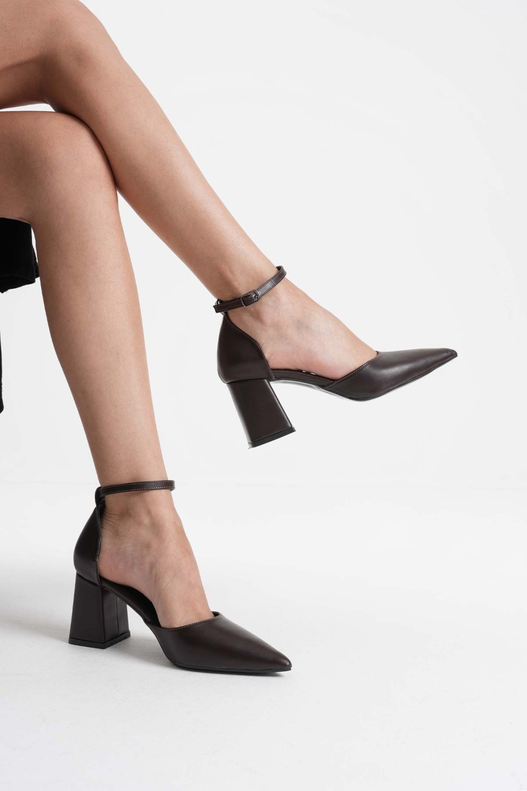 Acı Kahve Cilt Kadın Topuklu Ayakkabı TR08MS11F