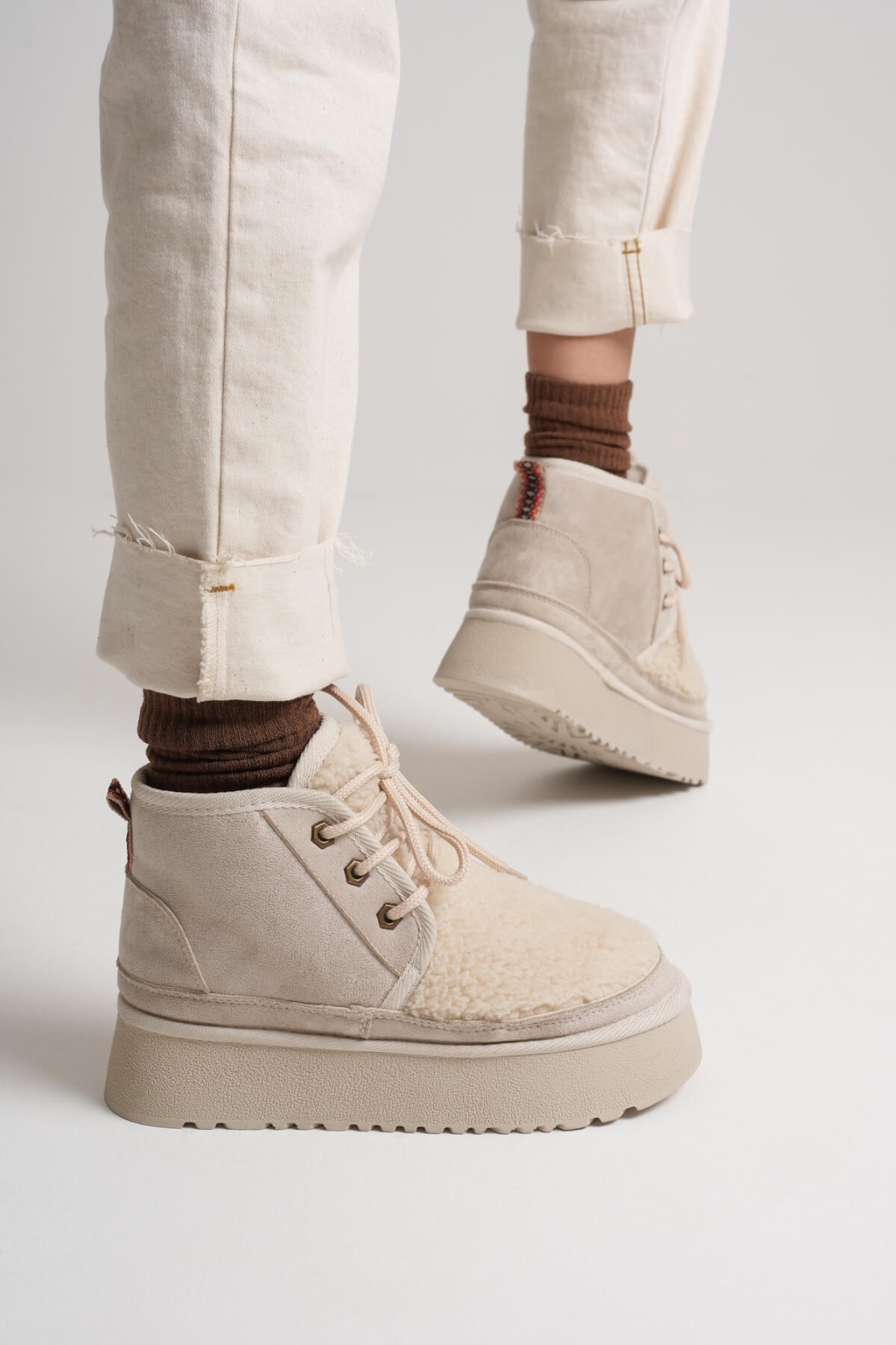 Kadın Kürklü Bej Kışlık Kalın Tabanlı Bot TR04MK03B