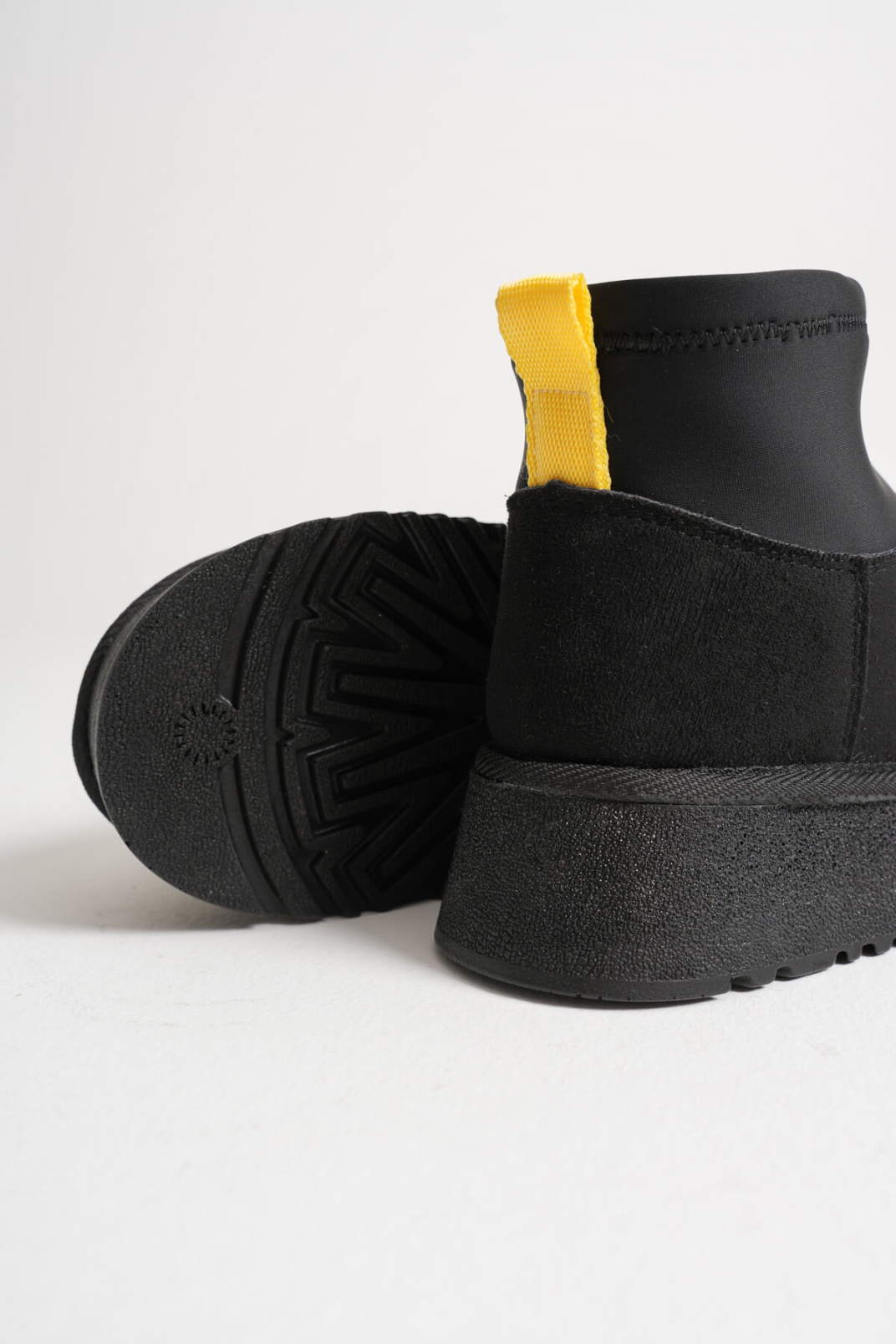 Kadın Siyah Kışlık İçi Kürklü Kalın Taban Bot TR04MK04A