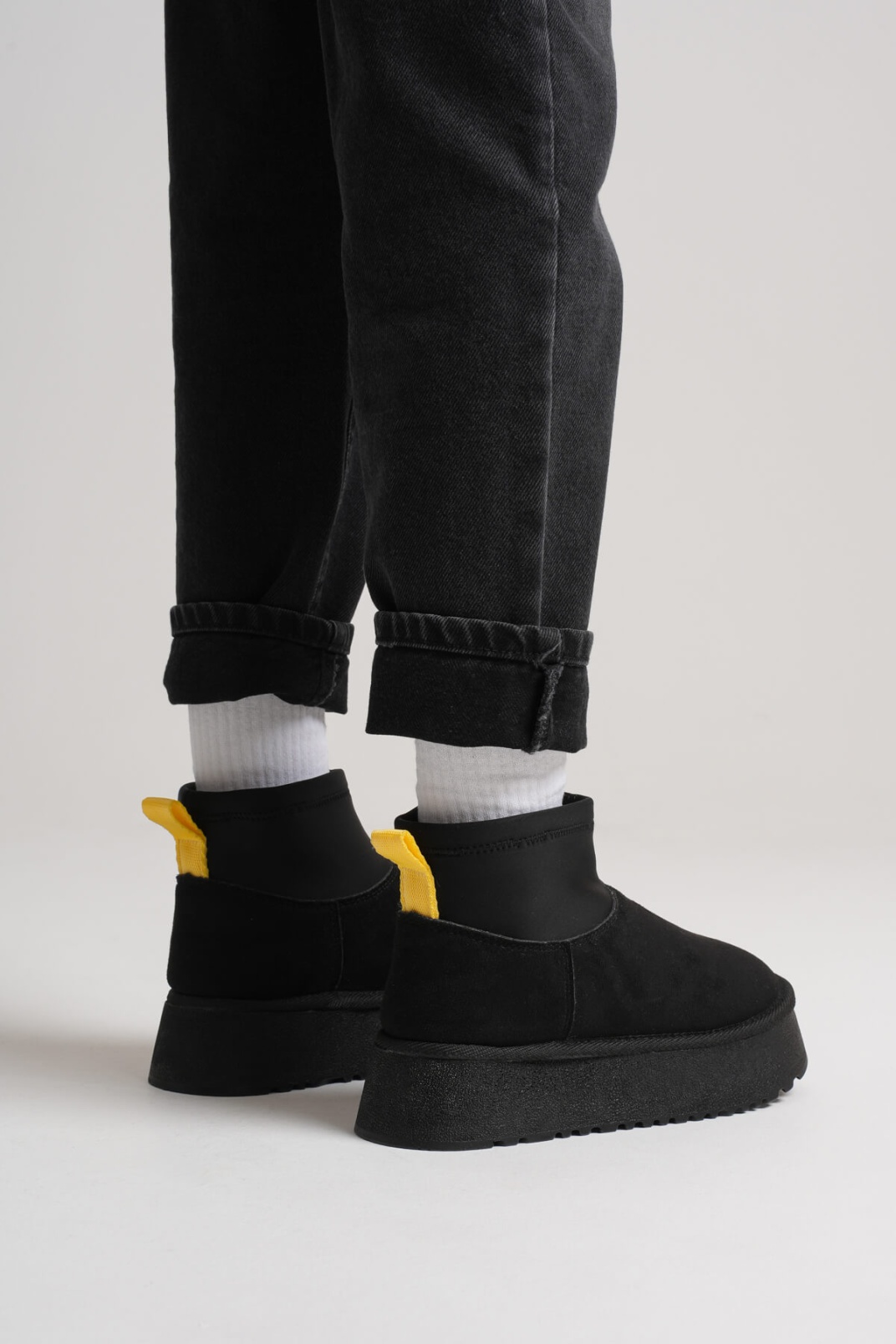 Kadın Siyah Kışlık İçi Kürklü Kalın Taban Bot TR04MK04A