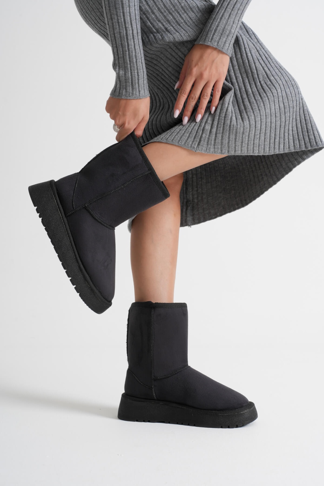Kadın Siyah Kışlık Kürklü Bot TR14MK04A