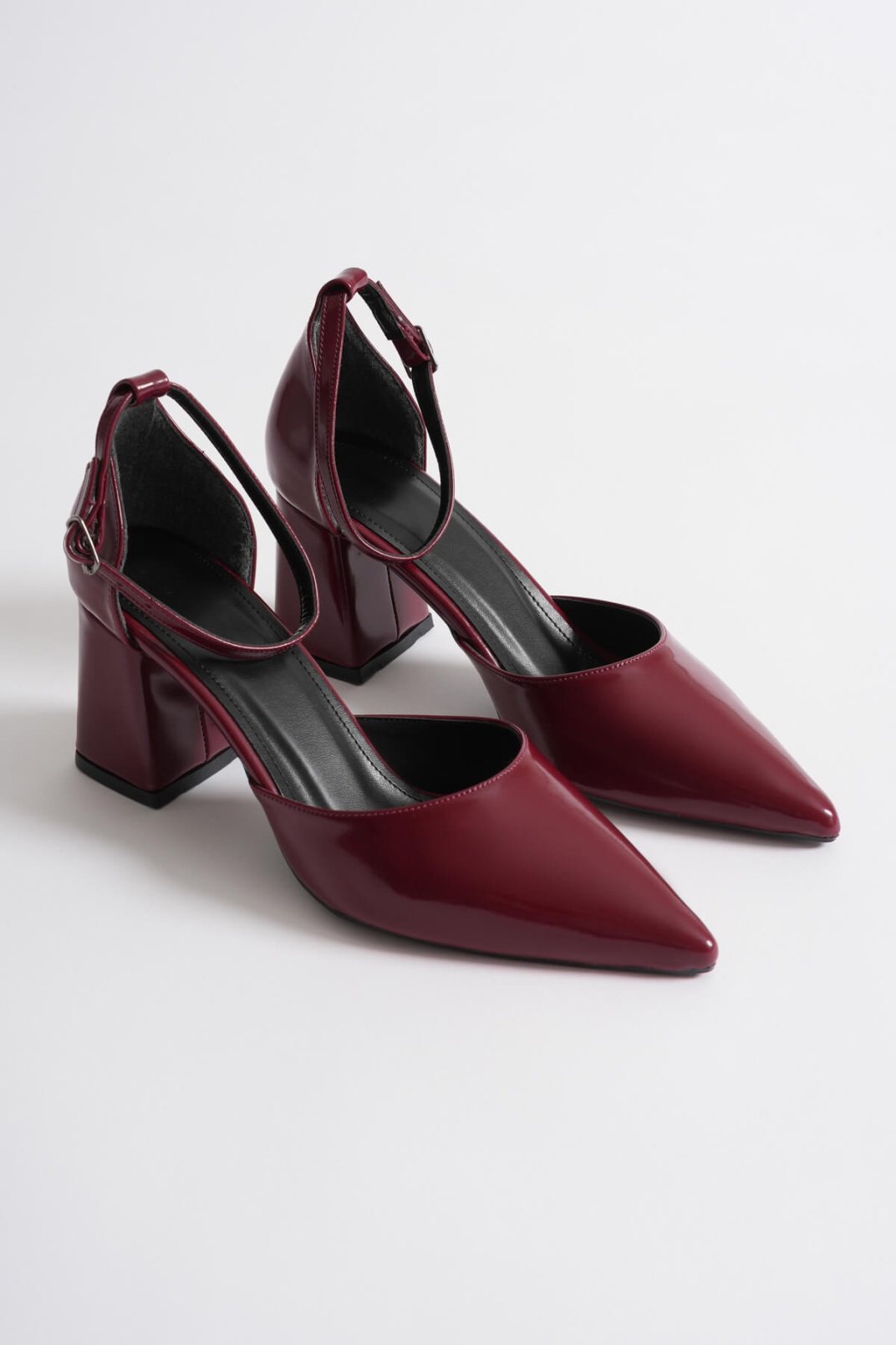 Bordo Rugan Kadın Topuklu Ayakkabı TR08MS11H