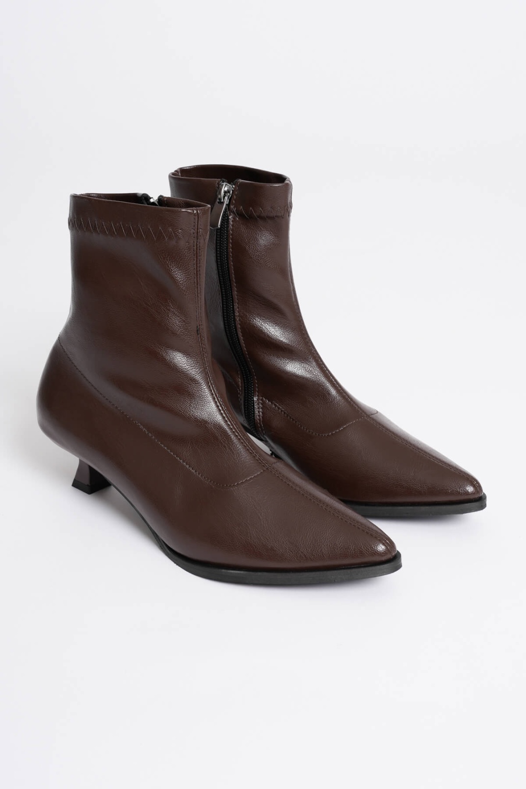 Kadın Acı Kahve Topuklu Bot TR23MK01B