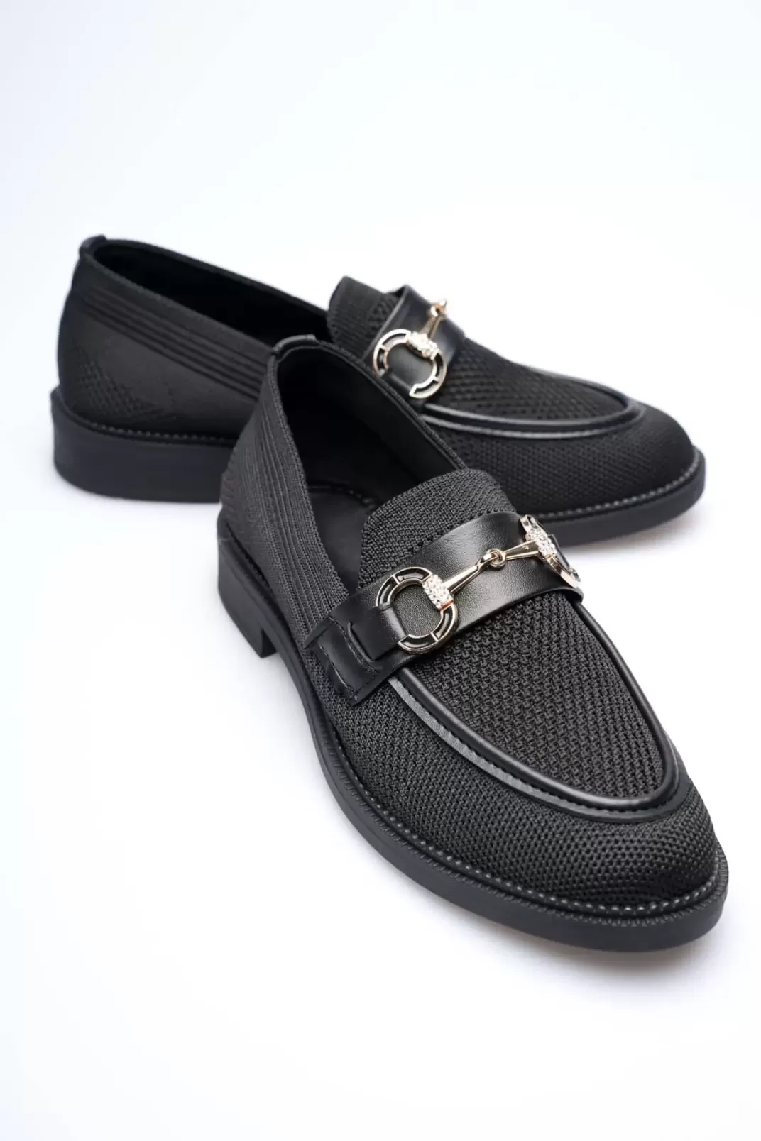 Siyah Kadın Loafer Metal Tokalı Rahat Günlük Ayakkabı TR30MS02A