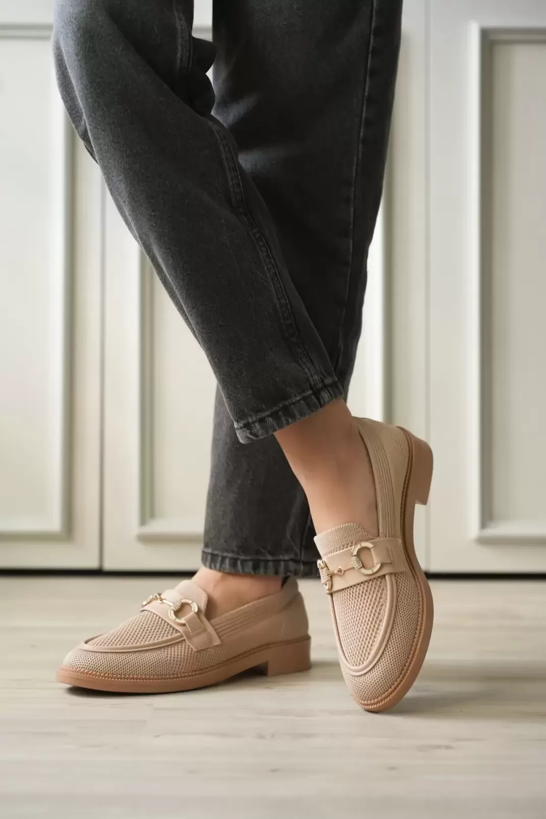 Bej Kadın Loafer Metal Tokalı Rahat Günlük Ayakkabı TR30MS02B