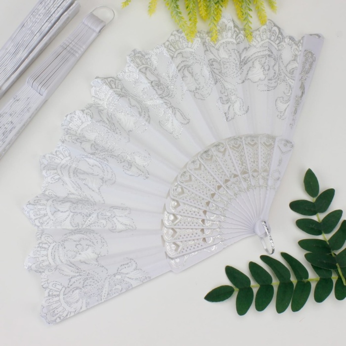 12 Li Beyaz Plastik Kumaş Yelpaze
