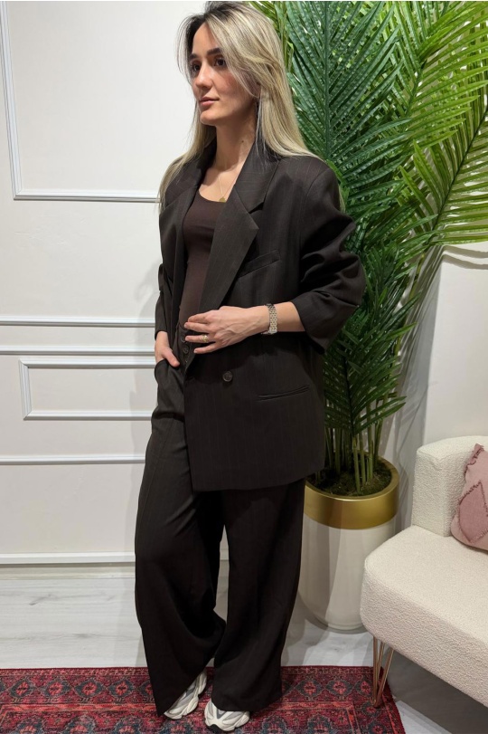 Kahve Çizgili Takım