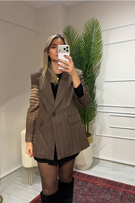 Balık Sırtı Yün Ceket