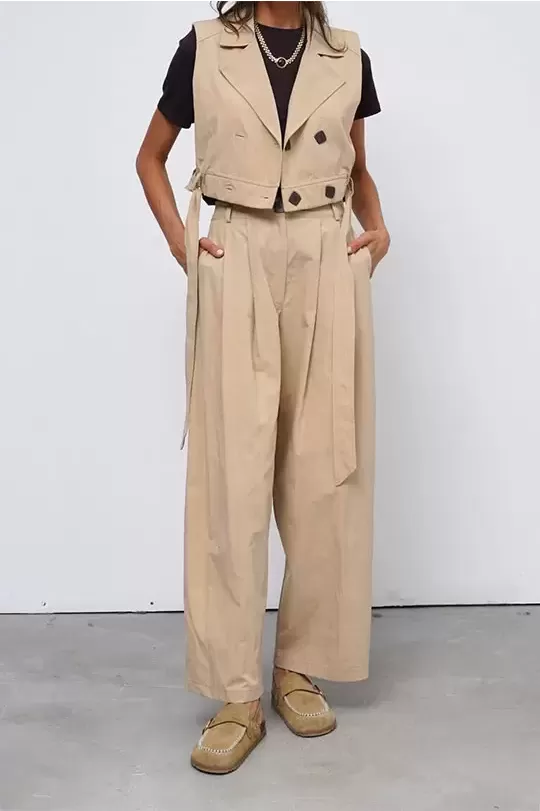 Bej Yelek Pantolon Takım