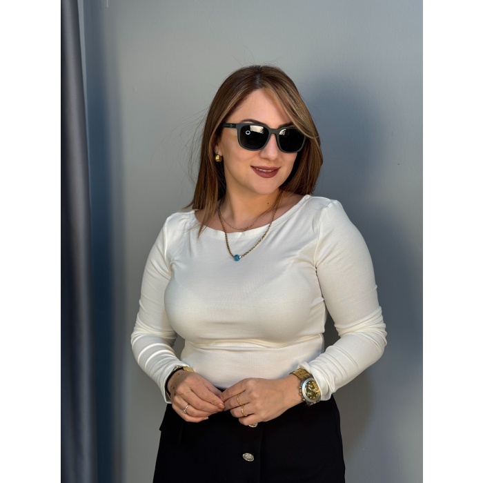 Kayık yaka bluz