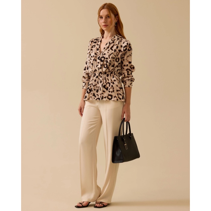 YENİ SEÇİL KADIN kruvaze yaka desenli elastik bel bluz 10002511810023