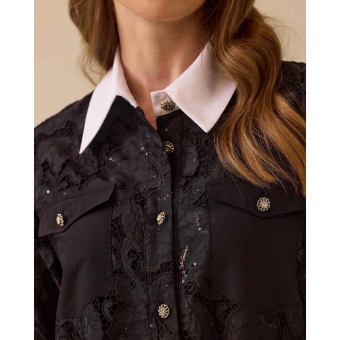 YENİ SEÇİL KADIN desenli dantel detaylı düğmeli gömlek 10002511511011