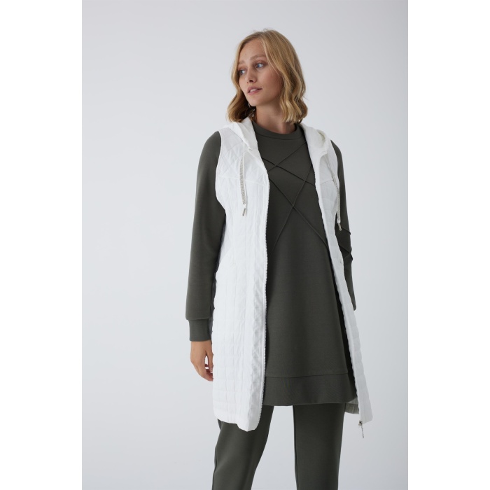 YENİ MOODBASİC KADIN TAŞLI KORDONLU İNCE YELEK MB28.59