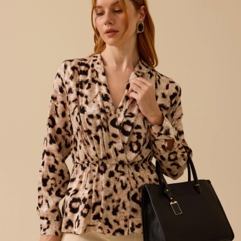 YENİ SEÇİL KADIN kruvaze yaka desenli elastik bel bluz 10002511810023