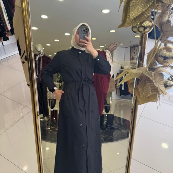 YENİ FUAT GÜRŞEN KADIN BELDEN BAĞCIKLI İŞLEME DETAYLI ELBİSE 25K4103