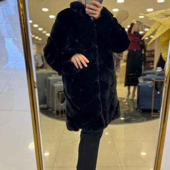 YENİ TIĞ TRİKO KADIN DERİ DETAYLI VEREV ÇİZGİLİ KÜRK KABAN KBN.1986.01