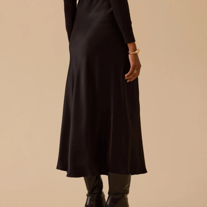 YENİ SEÇİL KADIN düz kesim saten etek 10002521610005