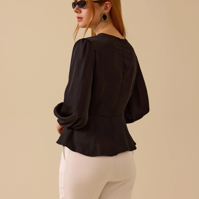 YENİ SEÇİL KADIN bağlamalı uzun kollu saten bluz 10002511810019