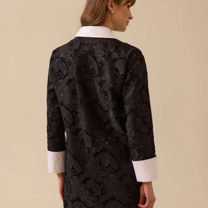 YENİ SEÇİL KADIN desenli dantel detaylı düğmeli gömlek 10002511511011