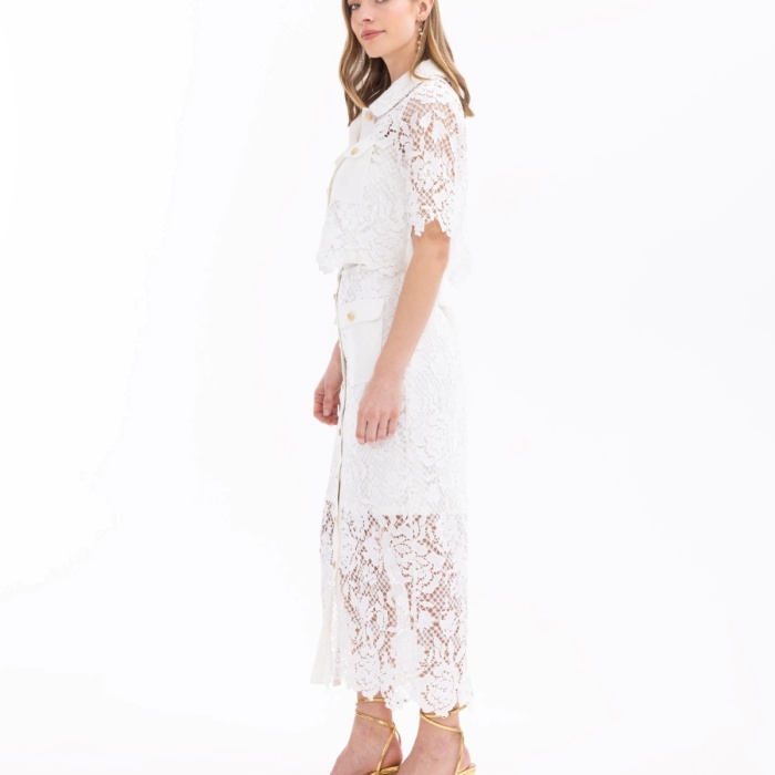 YENİ SEÇİL KADIN CROP KESİM DANTEL GÖMLEK 10242102201014