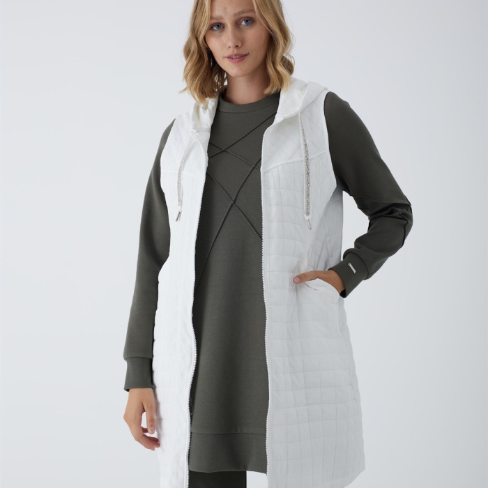 YENİ MOODBASİC KADIN TAŞLI KORDONLU İNCE YELEK MB28.59