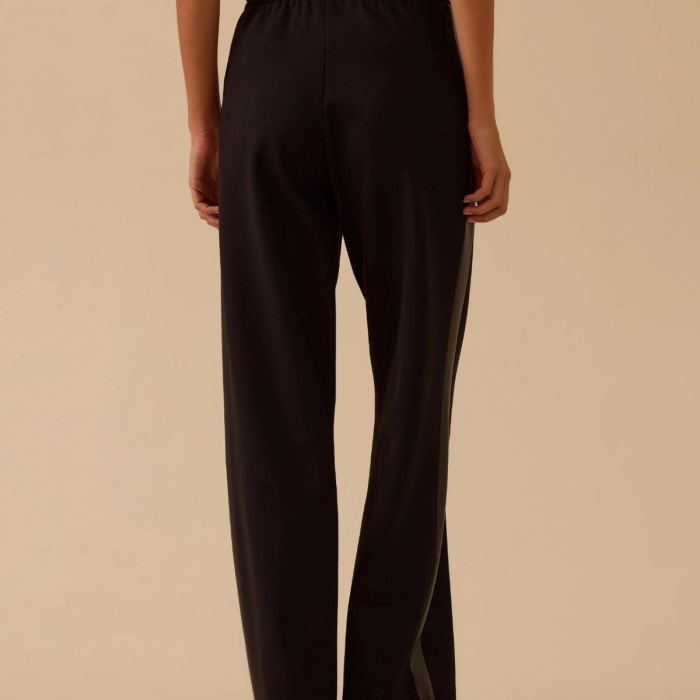 YENİ SEÇİL KADIN suni deri biyeli bol paça pantolon 10002521011015