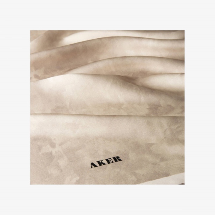 AKER KADIN İpek Krep Saten 90X90 Eşarp