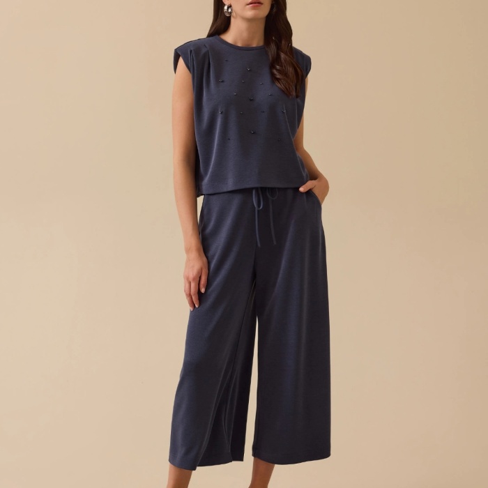 YENİ SEÇİL KADIN boncuk detaylı vatkalı bluz 10002511810014