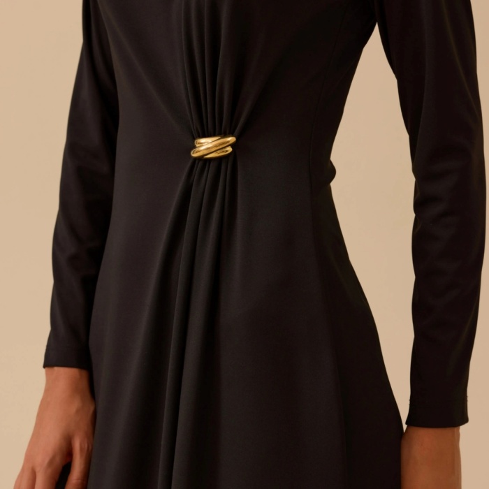 YENİ SEÇİL KADIN metal aksesuarlı drapeli elbise 10002521311028