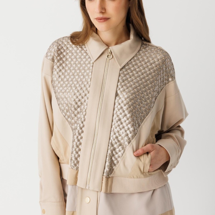 YENİ GHİSA KADIN İşlemeli Panel Detaylı Ceket 26KGSCKT3239