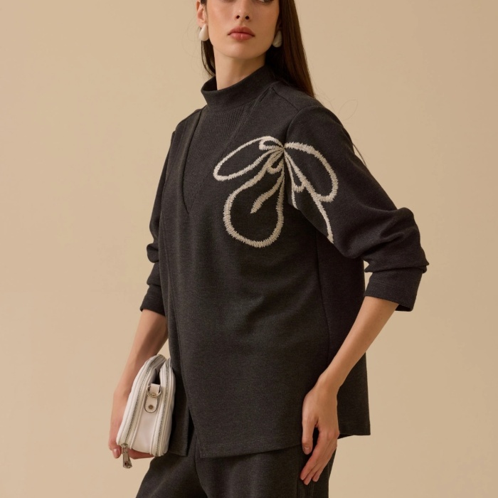 YENİ SEÇİL KADIN nakışlı örme sweatshirt 10002522311020