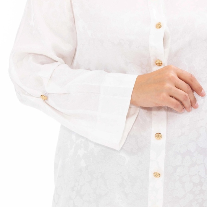 YENİ SEÇİL KADIN BÜYÜK BEDEN DÜĞMELİ KOL DETAYLI GÖMLEK 10002411514008