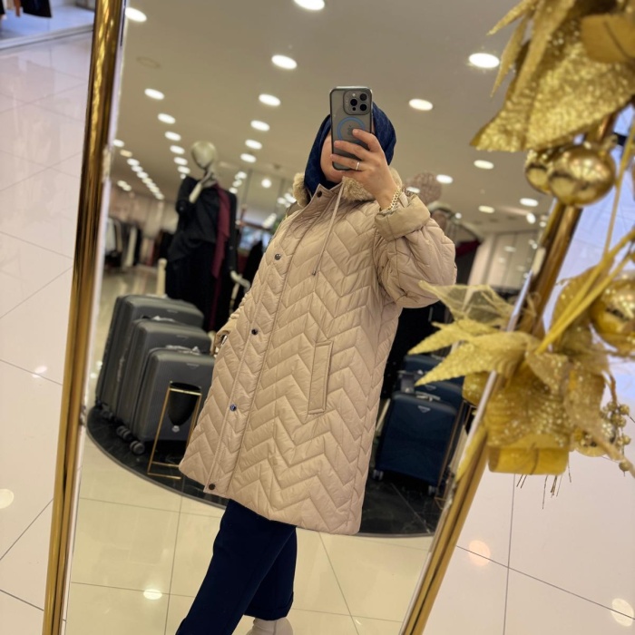 YENİ TRENÇ KADIN Yakası Kürklü Kapitone Kaban 1213