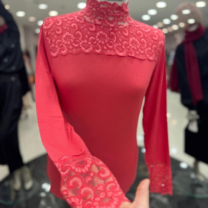 ENSAR GİYİM KADIN Dantelli Balıkçı Yaka Uzun Kol Likralı Penye Mevsimlik Uzun Kol Body