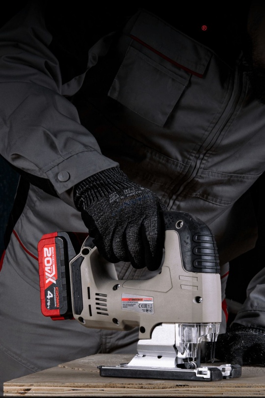 Crown Akülü Dekupaj Testere 20V-4Ah CT25003HX-4 BMC