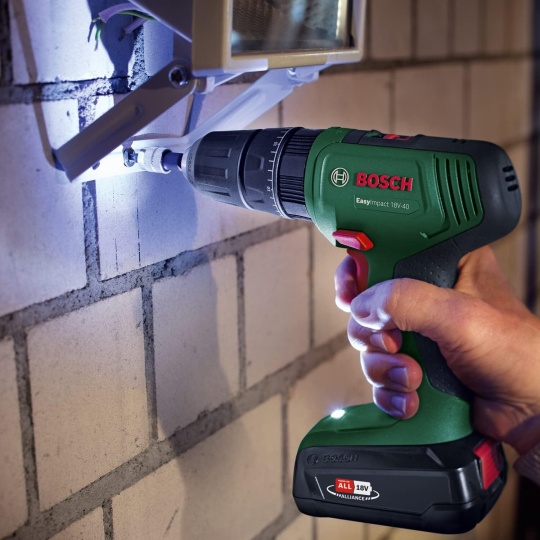 Bosch EasyImpact 18V-40 2 Ah Çift Akülü Darbeli Vidalama Makinesi - 06039D8108