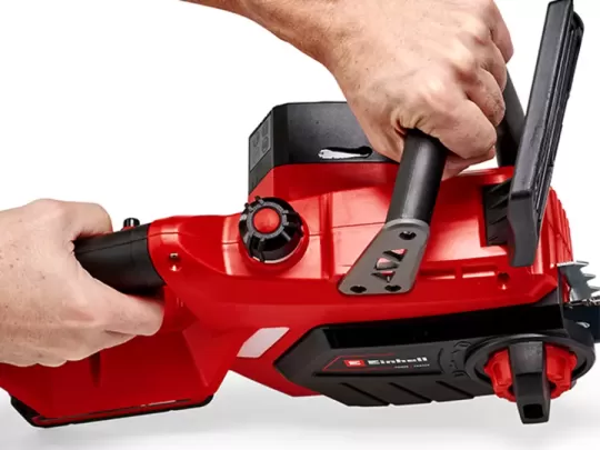 Einhell GE-LC 18/25 Li Akülü Ağaç Kesme Makinesi 18V Çift Bataryalı x 5.2 Ah + Şarj Cihazı