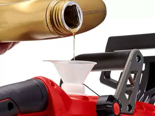 Einhell GE-LC 18/25 Li Akülü Ağaç Kesme Makinesi 18V Çift Bataryalı x 5.2 Ah + Şarj Cihazı