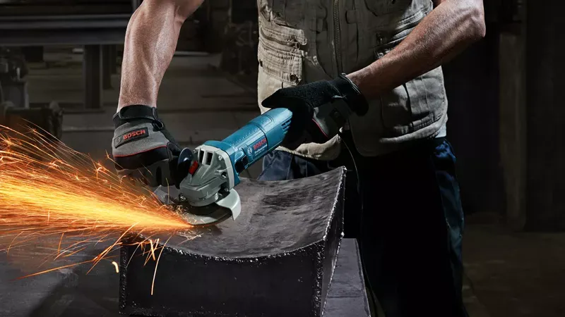 Bosch Professional GWS 9-115 Avuç Taşlama Makinesi - 0601396006
